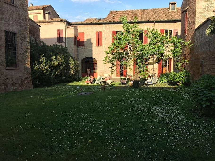 Palazzo Sabbioni Appartamento Lusso Due Camere Soggiorno Cucina Ferrare Extérieur photo