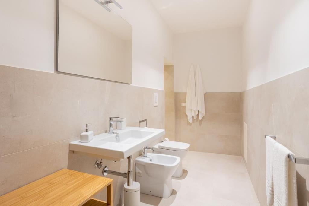 Palazzo Sabbioni Appartamento Lusso Due Camere Soggiorno Cucina Ferrare Extérieur photo